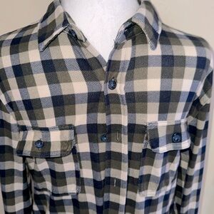 COMO MAN blue green cream checkered button down shirt size small